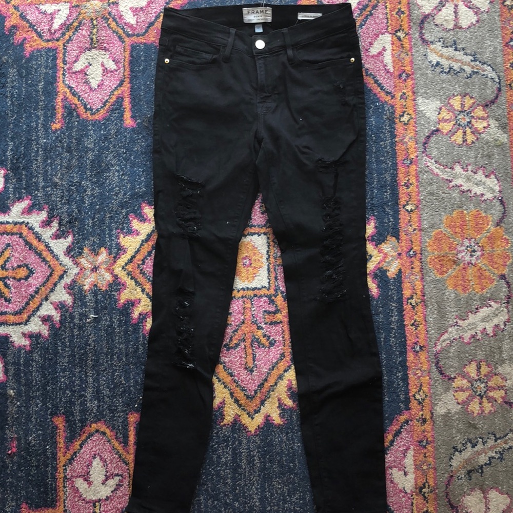 Frame Distressed Skinny Jeans